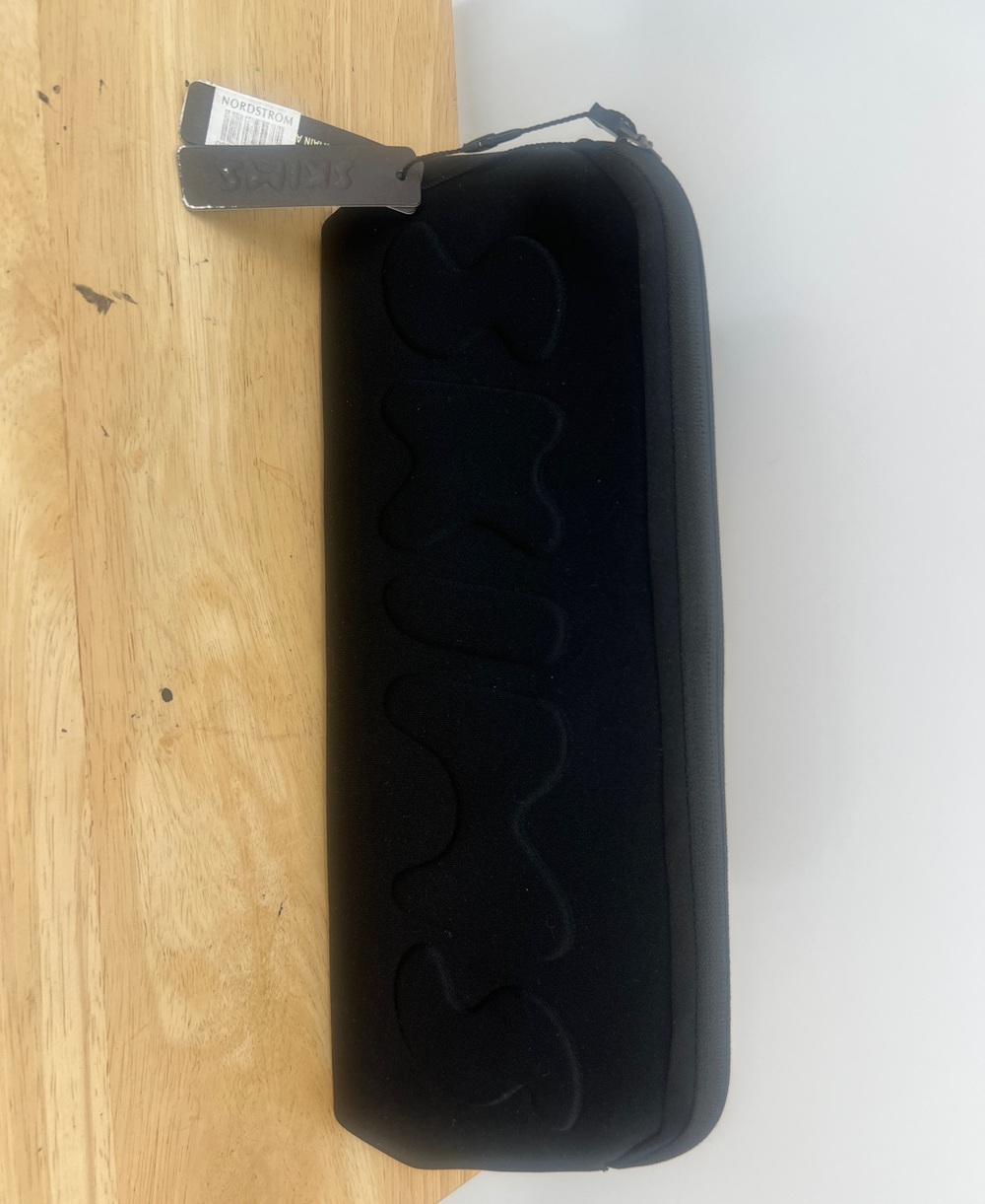 SKIMS Black Sculpted Logo Travel Pouch NWT